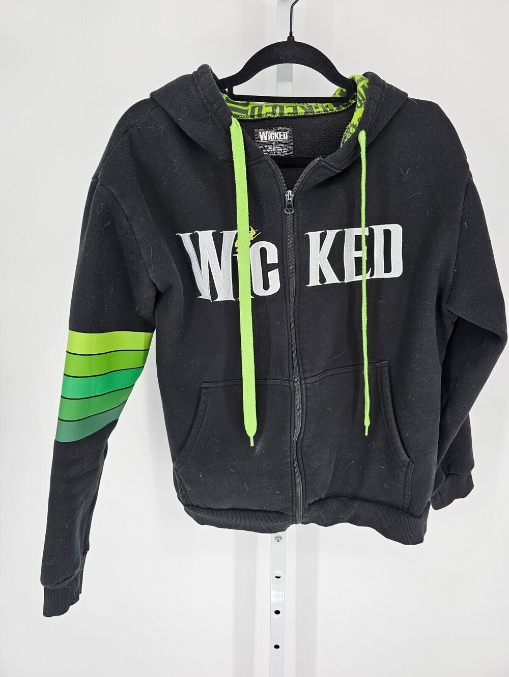 Wicked Broadway Musical Mens Sz M Full Zip Up Hoodie Black Bright Green